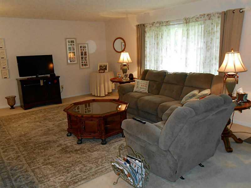 49 South Bird Road Springfield, OH 45505 - Photo 8 of 25