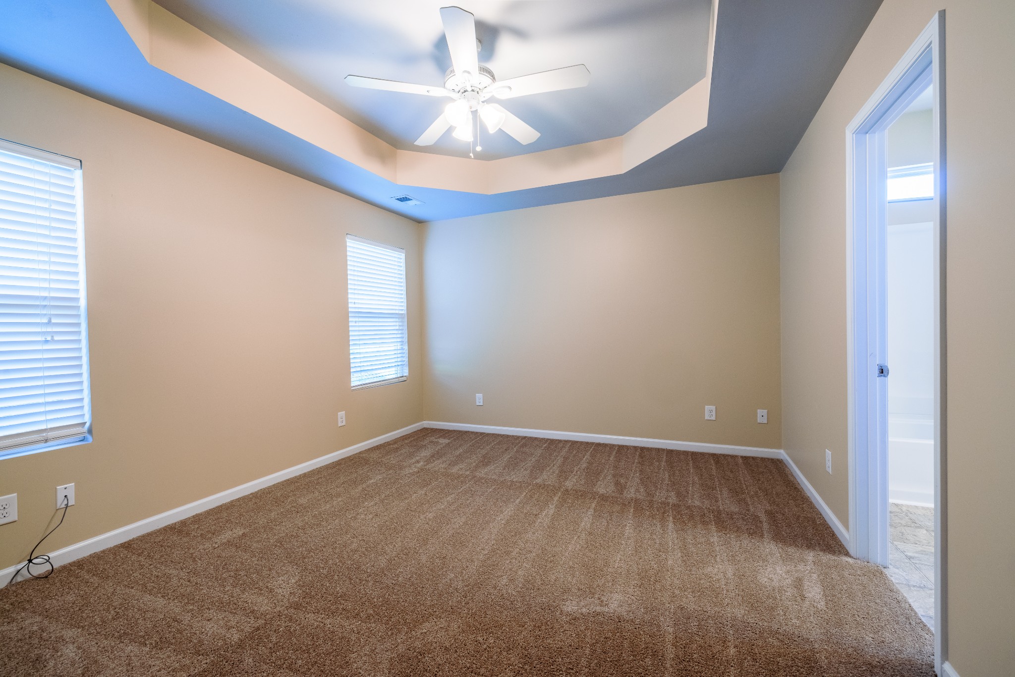 3799 Willow Creek Road Nashville, TN 37207 - Photo 11 of 25 a view of an empty room with a window