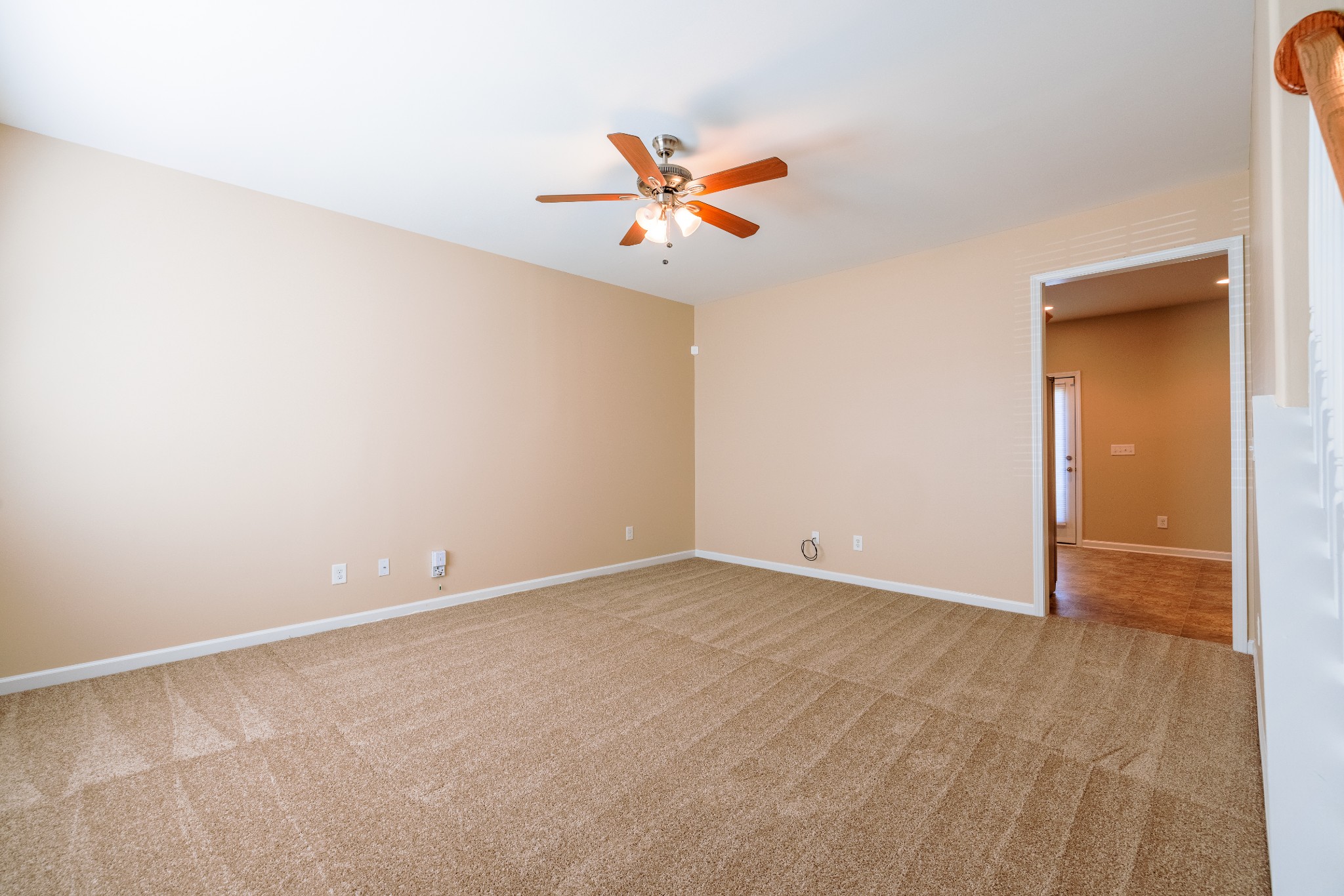 3799 Willow Creek Road Nashville, TN 37207 - Photo 6 of 25 an empty room with closet and a ceiling fan