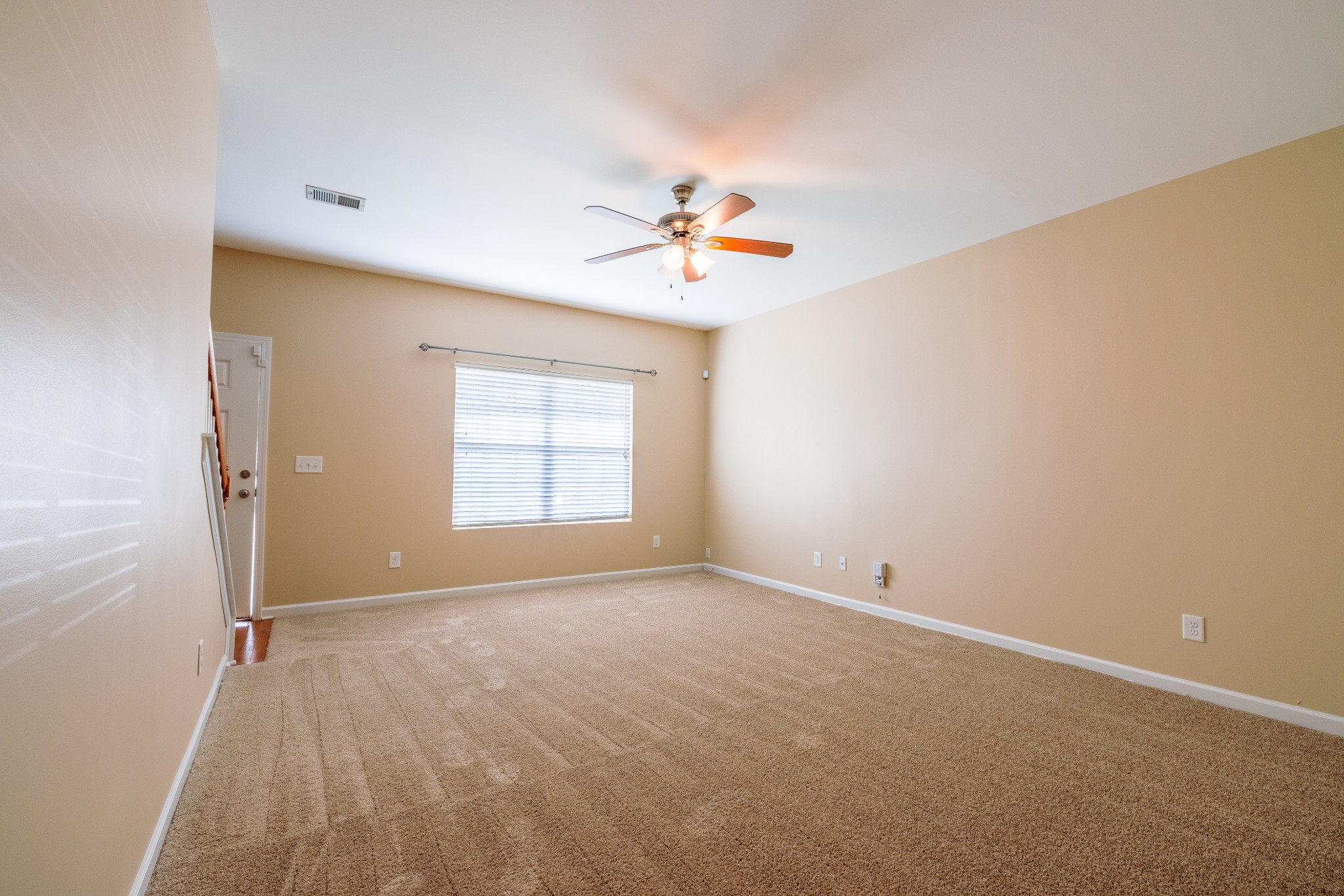 3799 Willow Creek Road Nashville, TN 37207 - Photo 8 of 25 a view of an empty room with a window