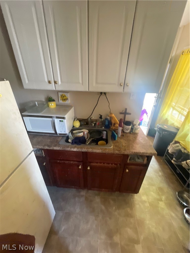 2221 6th Street Southwest Canton, OH 44706 - Photo 13 of 27