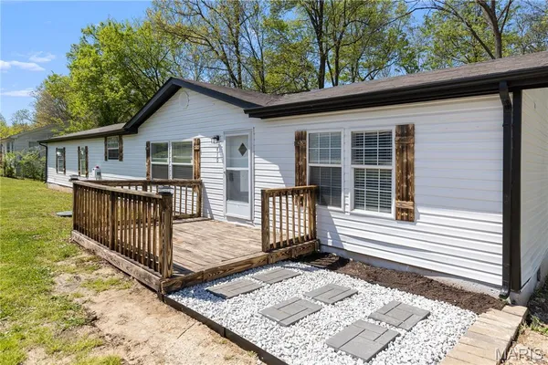 $165,000 | 410 Julie Court, Foley, MO 63347