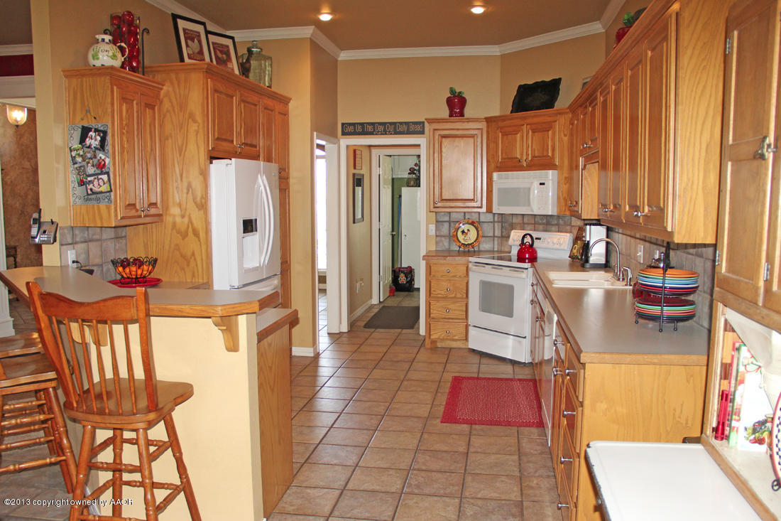 8911 Dove Road Canyon, TX 79015 - Photo 15 of 51 Kitchen3