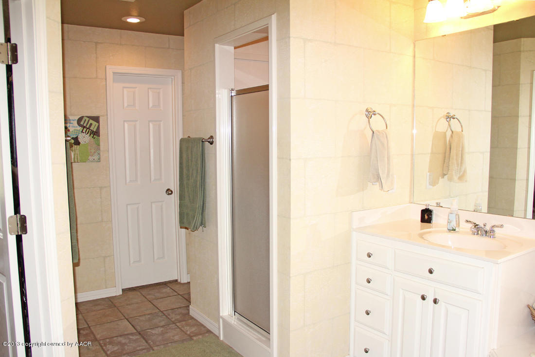 8911 Dove Road Canyon, TX 79015 - Photo 23 of 51 Master Bath3