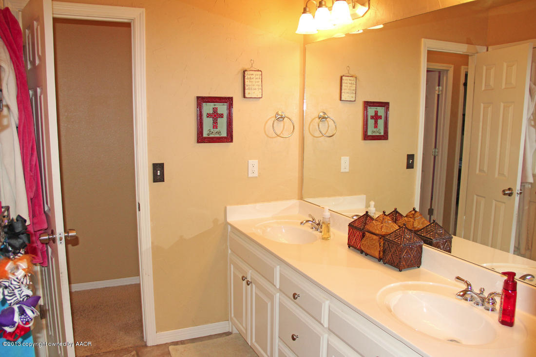 8911 Dove Road Canyon, TX 79015 - Photo 30 of 51 Bathroom2