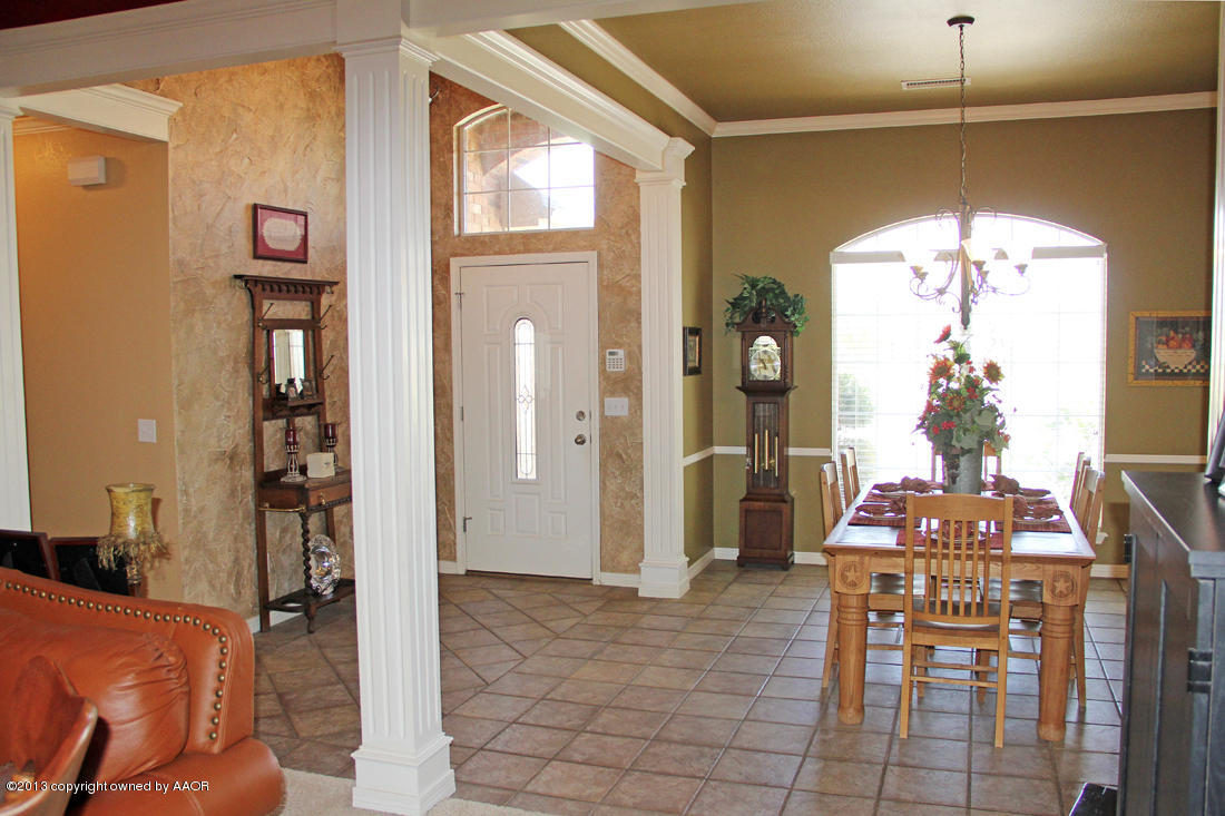 8911 Dove Road Canyon, TX 79015 - Photo 7 of 51 Entry and Dining Area