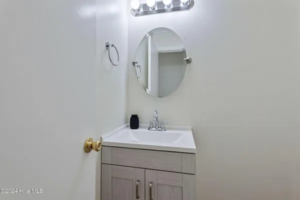 $2,000 | 2021 Eveton Lane, Sanford, NC 27330