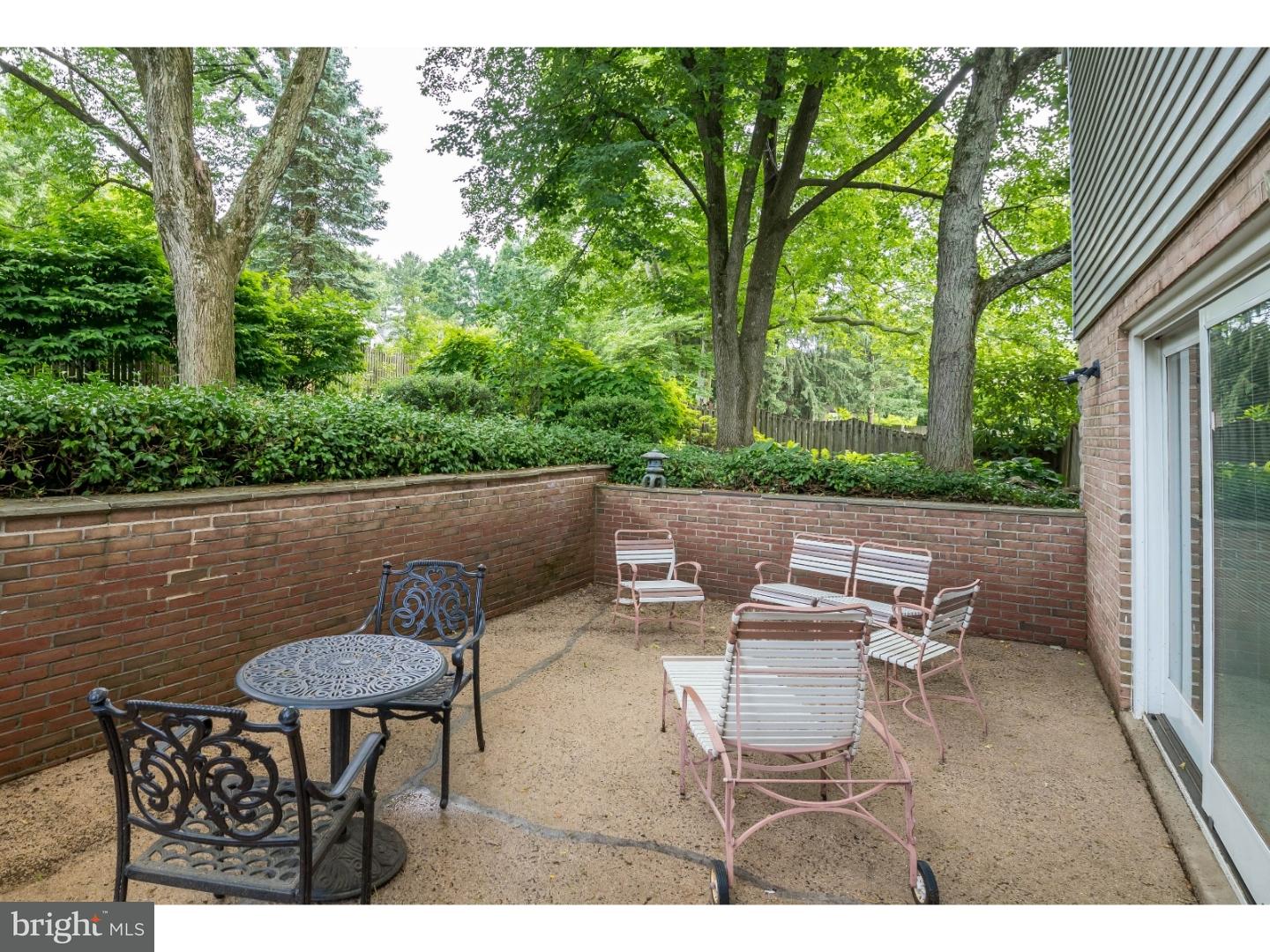 10 Bluebird Road Wyomissing, PA 19610 - Photo 13 of 25 Gallery Image 13