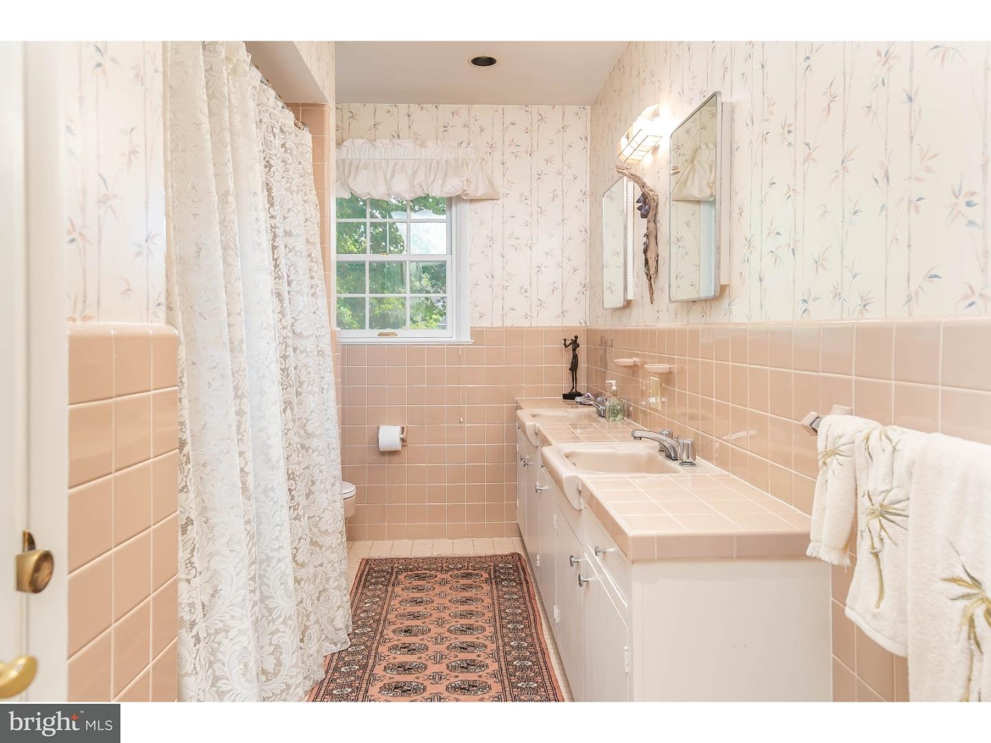 10 Bluebird Road Wyomissing, PA 19610 - Photo 21 of 25 Gallery Image 21