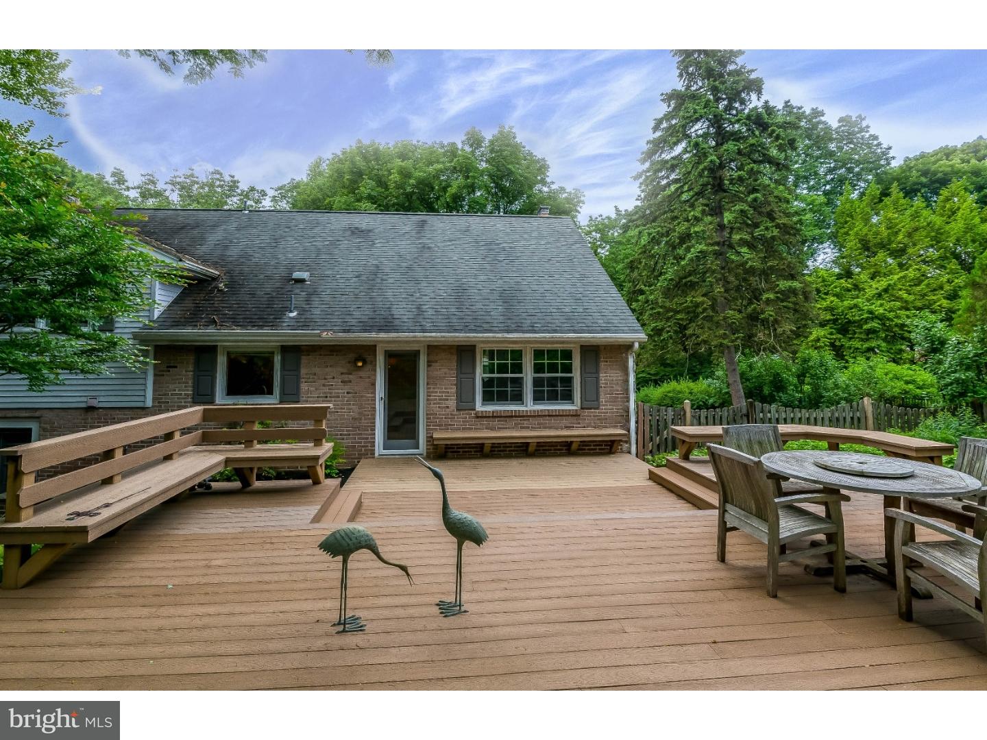 10 Bluebird Road Wyomissing, PA 19610 - Photo 24 of 25 Gallery Image 24