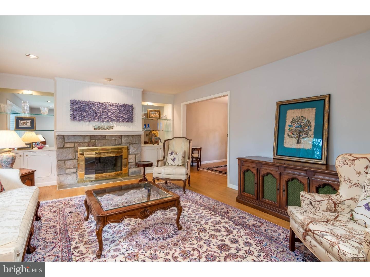 10 Bluebird Road Wyomissing, PA 19610 - Photo 4 of 25 Gallery Image 4