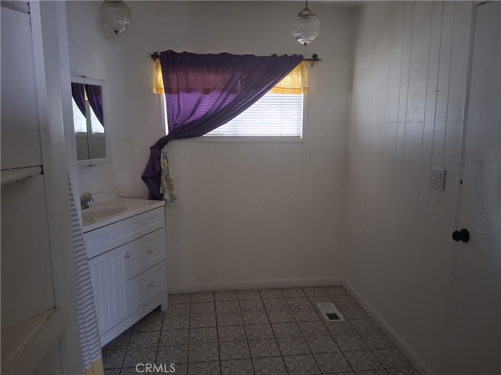15252 Seneca Road, Unit 1 Victorville, CA 92392 - Photo 2 of 18