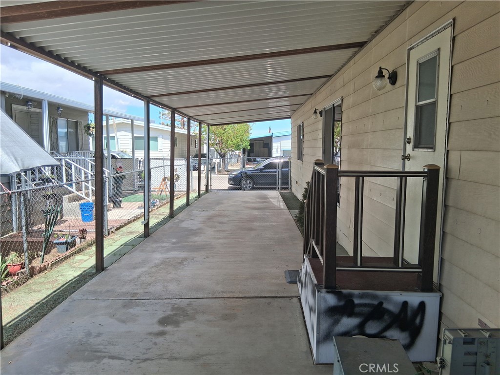 15252 Seneca Road, Unit 1 Victorville, CA 92392 - Photo 4 of 18