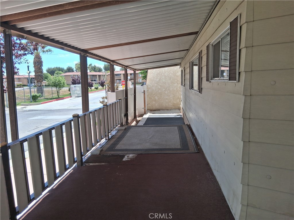 15252 Seneca Road, Unit 1 Victorville, CA 92392 - Photo 7 of 18
