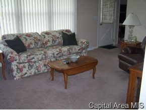 2242 East Eleanor Avenue Springfield, IL 62702 - Photo 5 of 9 Gallery Image 5