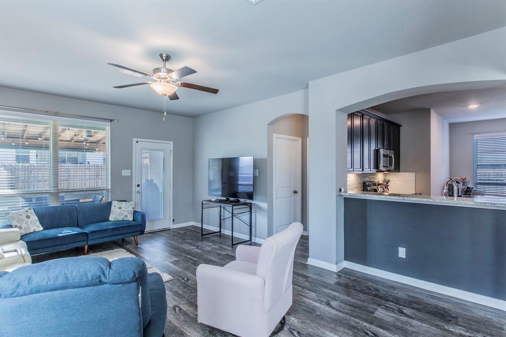 3113 Samson Drive Lorena, TX 76655 - Photo 6 of 25 a living room with furniture and a large window