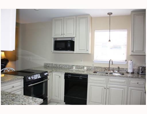 1201 Colony Road Metairie, LA 70003 - Photo 5 of 12 Gallery Image 5