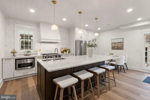 $2,120,000 | 3805 Thornapple Street, Chevy Chase, MD 20815