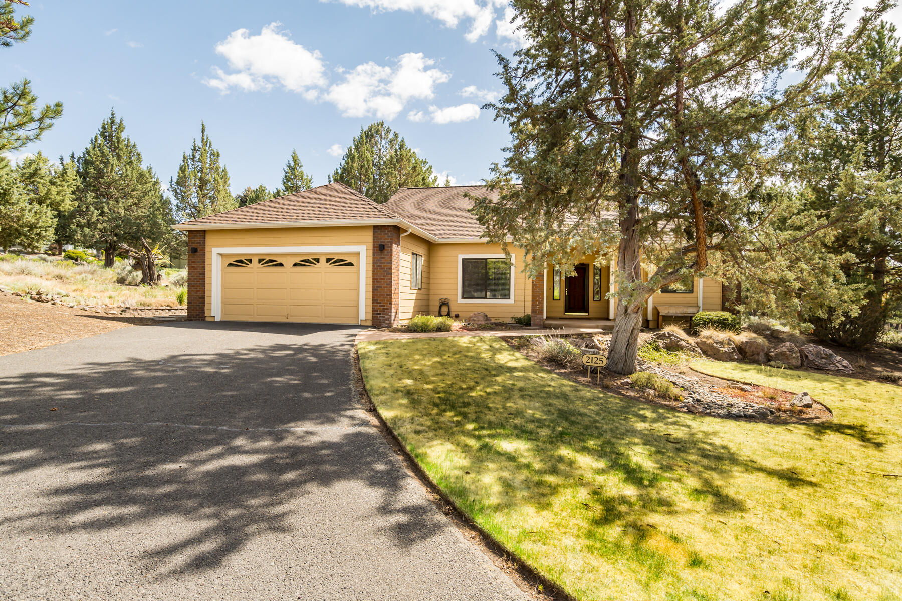 2125 Condor Drive Redmond, OR 97756 - Photo 42 of 42 JH5_4020