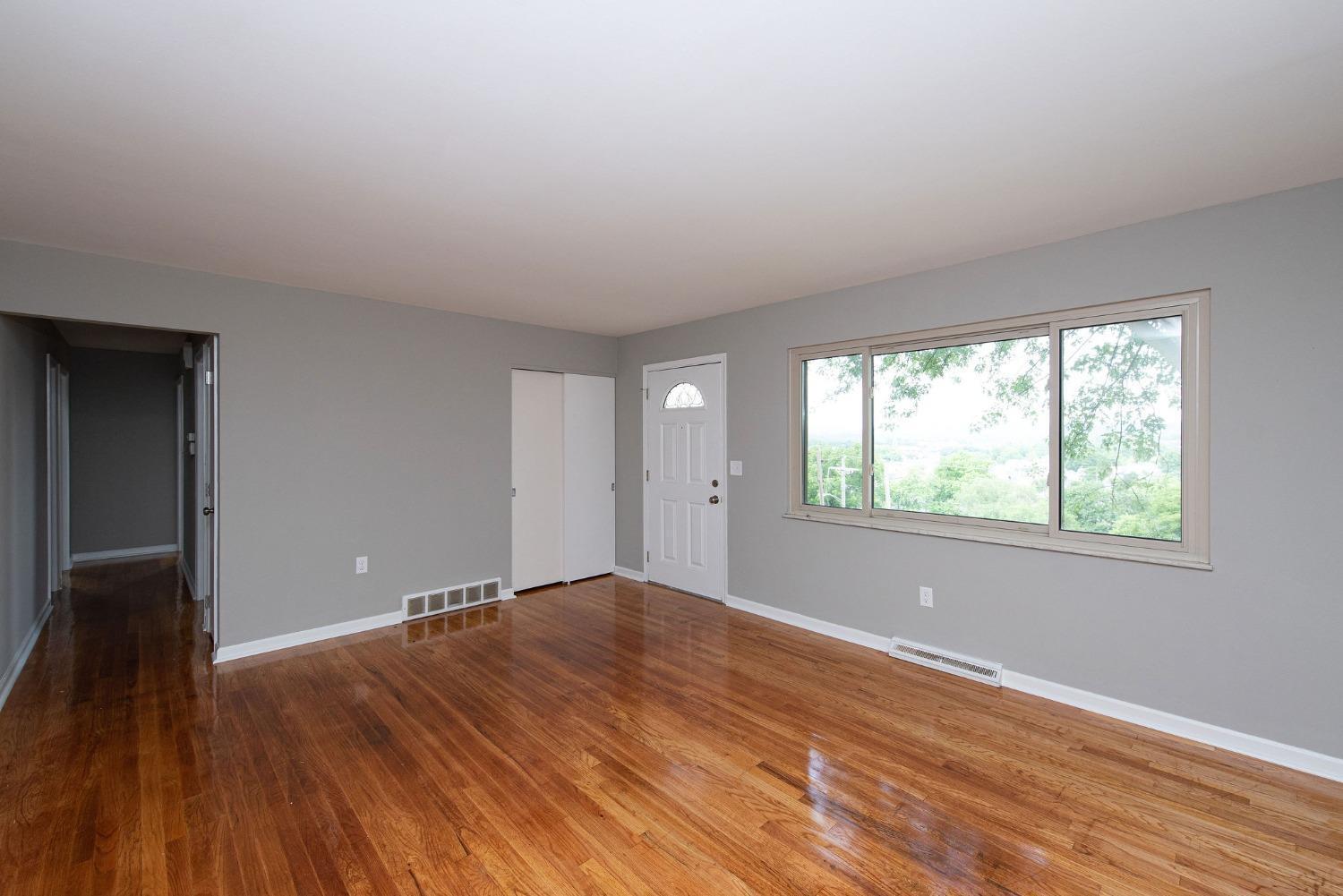 1306 4th Street Reading, OH 45215 - Photo 9 of 35