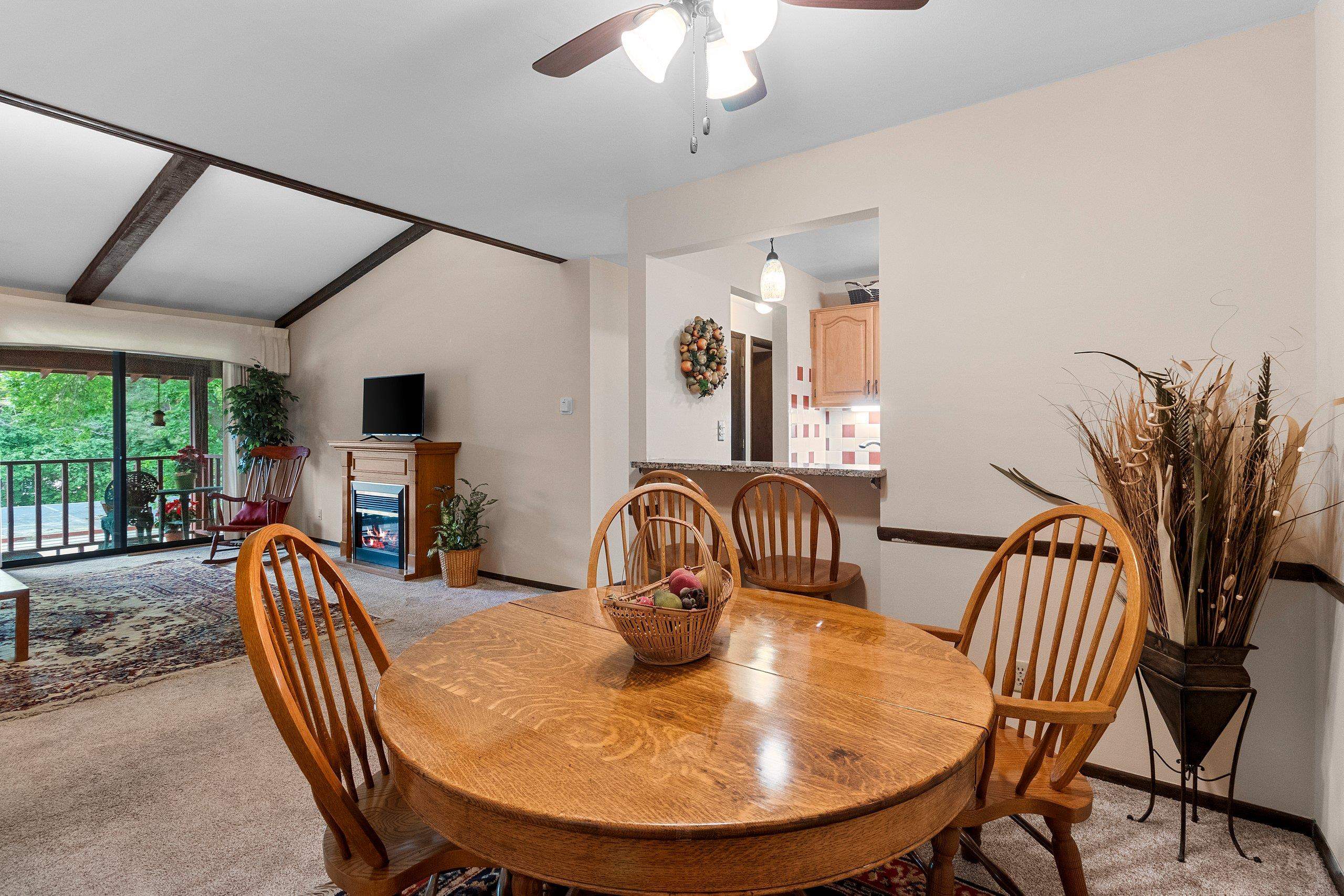 3182 Justin Court, Unit 5 Appleton, WI 54914 - Photo 11 of 34