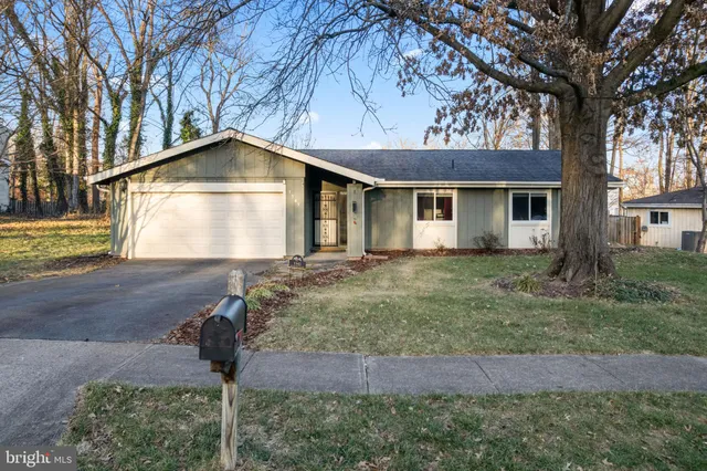 $720,000 | 1543 Youngs Point Place, Herndon, VA 20170