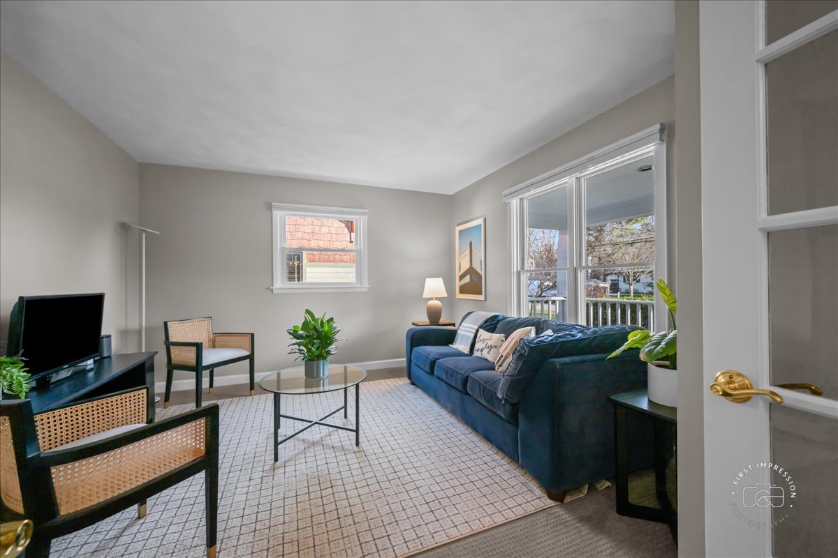 747 Cheever Avenue Geneva, IL 60134 - Photo 7 of 32 Gallery Image 7