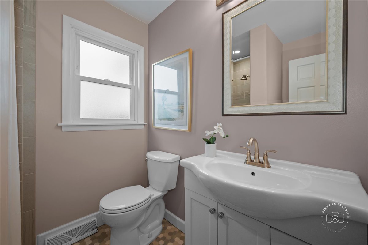 747 Cheever Avenue Geneva, IL 60134 - Photo 9 of 32 Gallery Image 9
