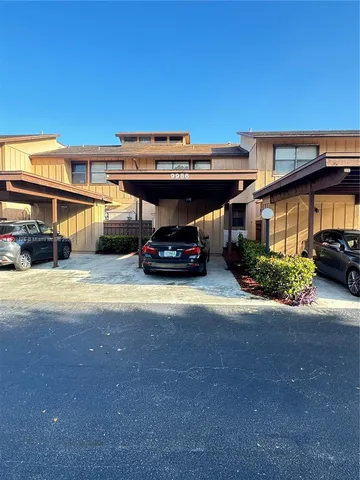 $3,200 | 9986 Royal Palm Boulevard, Unit 9986, Coral Springs, FL 33065