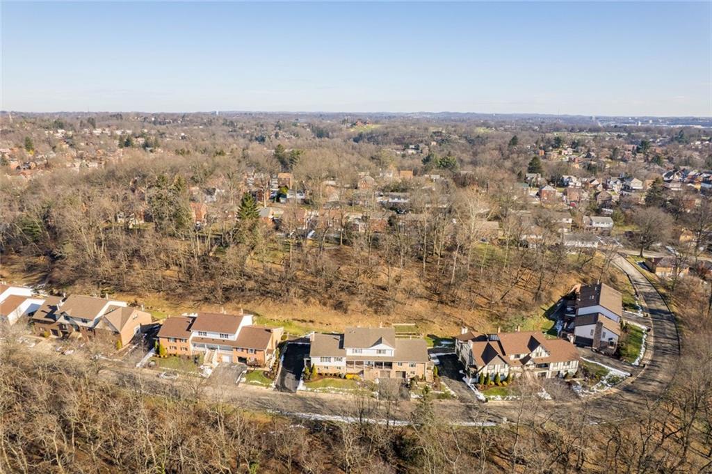 402 Forest Ridge Drive Pittsburgh, PA 15221 - Photo 35 of 35 a view of a city