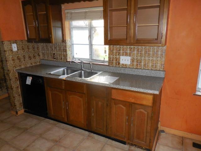 1926 East Cooke Road Columbus, OH 43224 - Photo 5 of 33