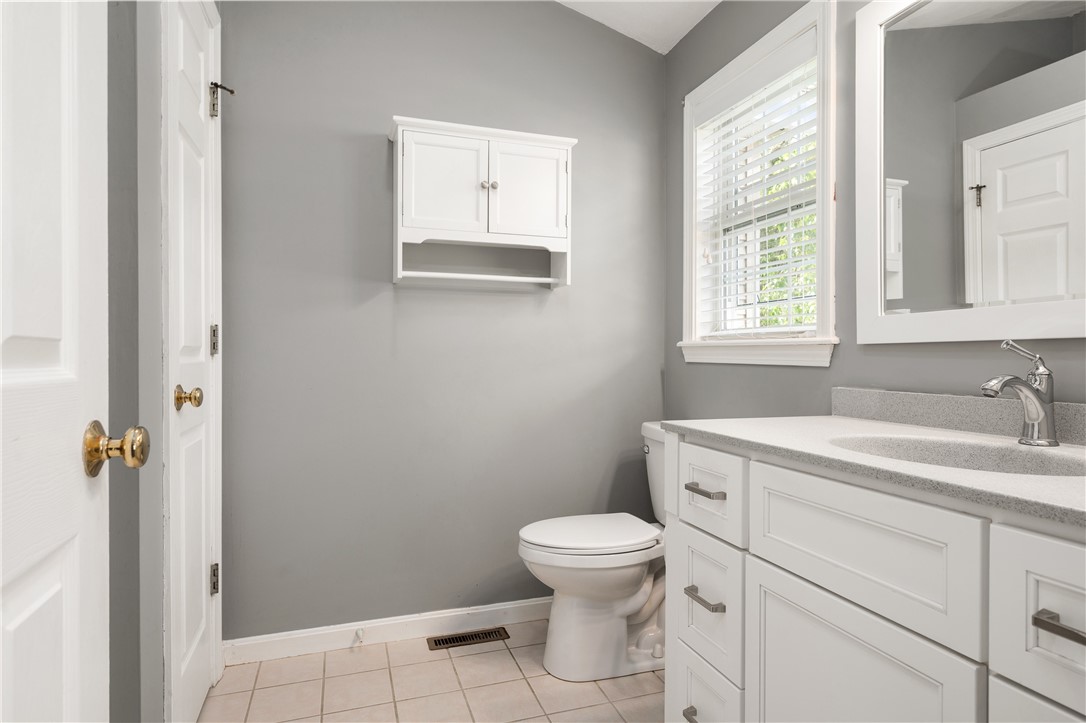 50 Abbott Run Valley Road, Unit 1939 Cumberland, RI 02864 - Photo 18 of 34 Gallery Image 18