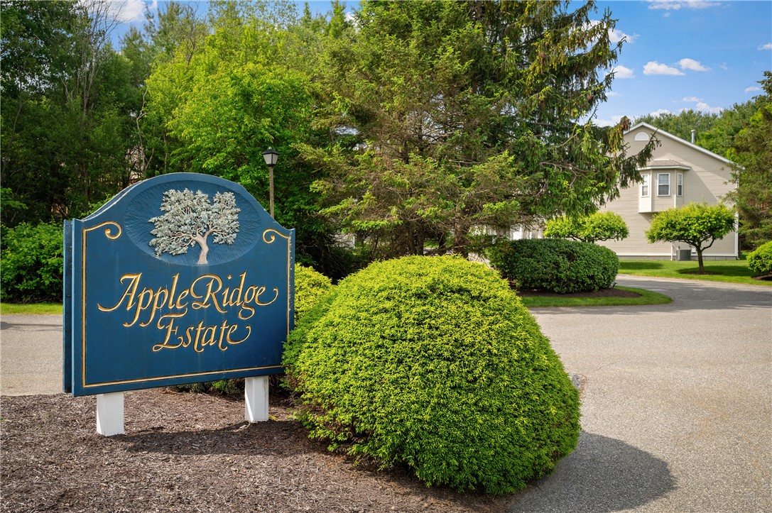 50 Abbott Run Valley Road, Unit 1939 Cumberland, RI 02864 - Photo 2 of 34 Gallery Image 2