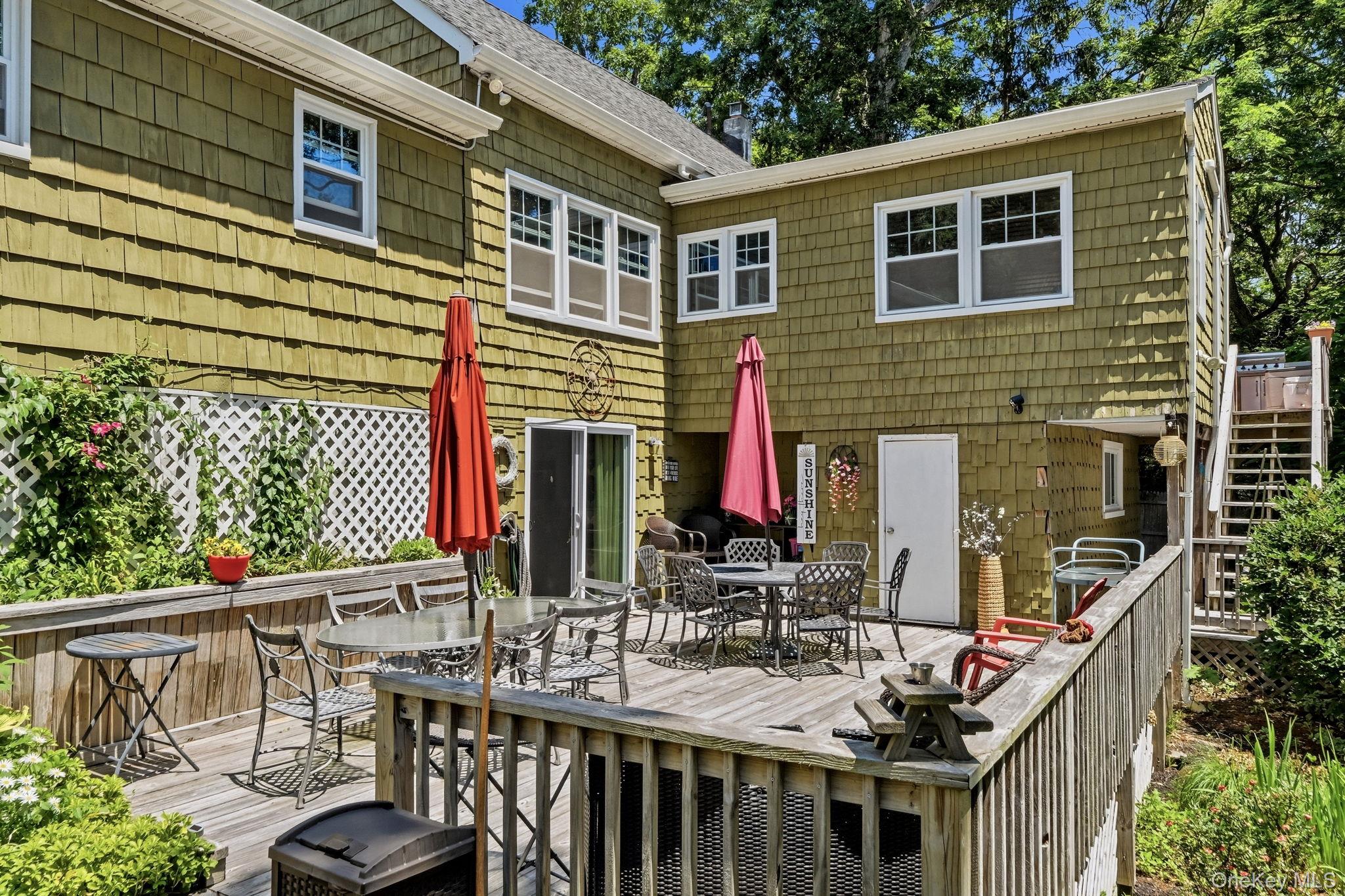 36 Sayville Road Sound Beach, NY 11789 - Photo 35 of 50