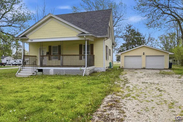 $200,000 | 504 South 9th Street, Osage City, KS 66523