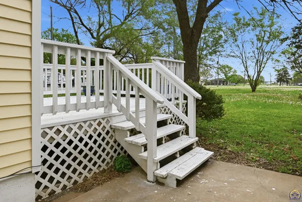 $200,000 | 504 South 9th Street, Osage City, KS 66523