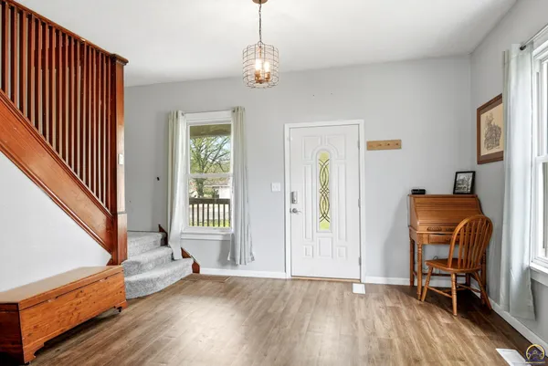 $200,000 | 504 South 9th Street, Osage City, KS 66523