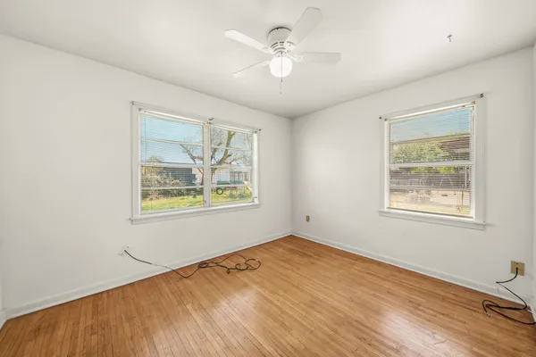 $1,495 | 602 North Circle Drive, Baytown, TX 77520