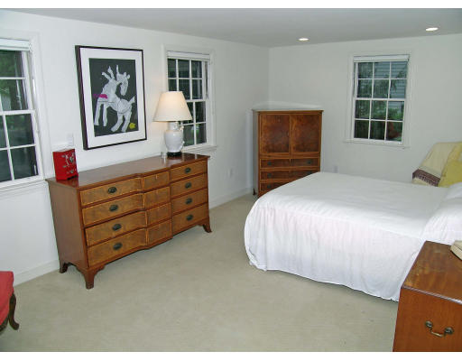 35 Lantern Road Belmont, MA 02478 - Photo 6 of 14
