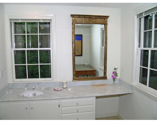 35 Lantern Road Belmont, MA 02478 - Photo 8 of 14