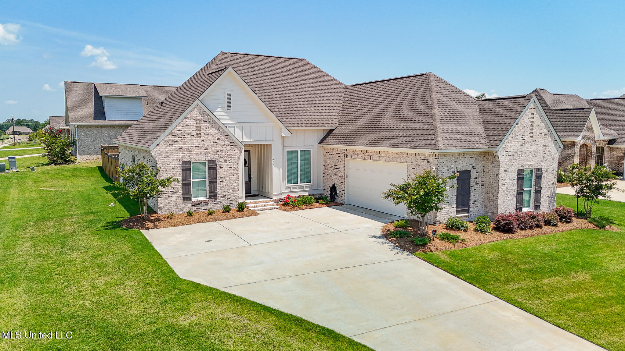 644 Peregan Street Canton, MS 39046 - Photo 2 of 61 0519A205-6C54-48BF-9A47-5CB52913EAE9