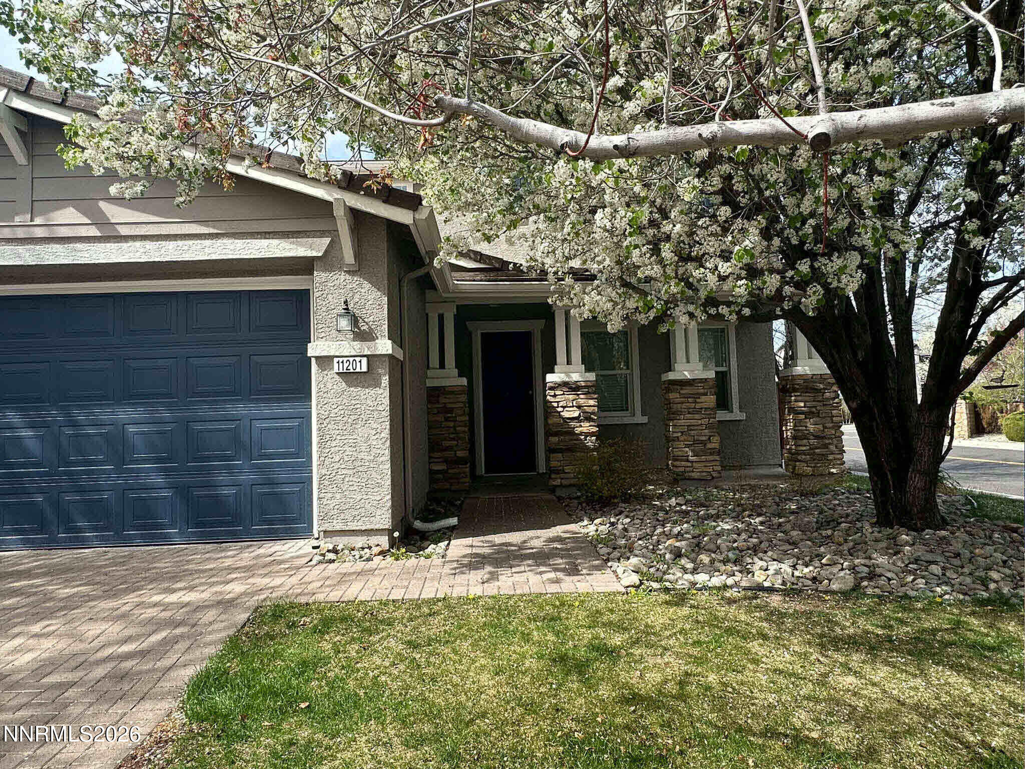 11201 Messina Way Reno, NV 89521 - Photo 3 of 27 Entrance