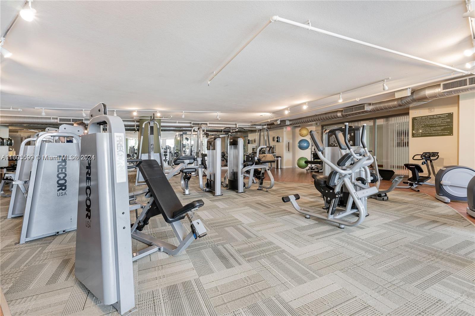 2681 North Flamingo Road, Unit 2007S Sunrise, FL 33323 - Photo 16 of 20 Gallery Image 16