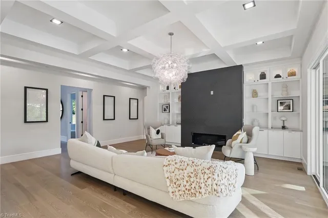 $1,150,000 | 833 Dunleigh Drive, Burlington, NC 27215