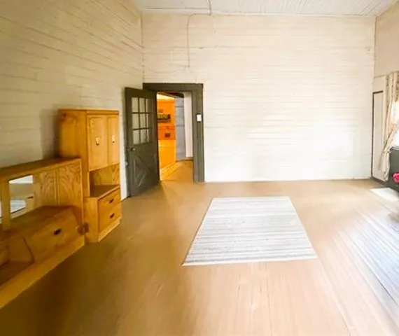 a view of a storage & utility room