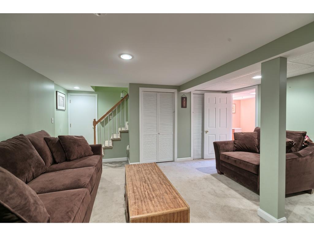175 N Road Sandown, NH 03873 - Photo 20 of 29