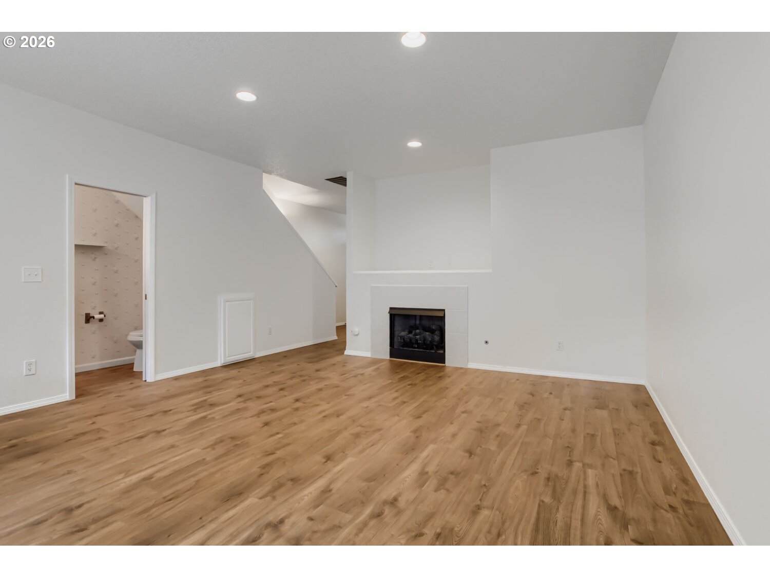 18691 Southwest Stubblefield Way Beaverton, OR 97003 - Photo 6 of 32 Living Room