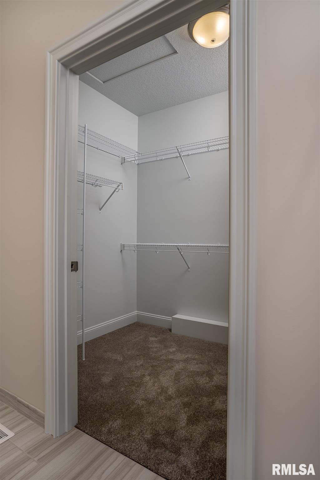 516 Kevin Road Blue Grass, IA 52726 - Photo 15 of 24 Gallery Image 15