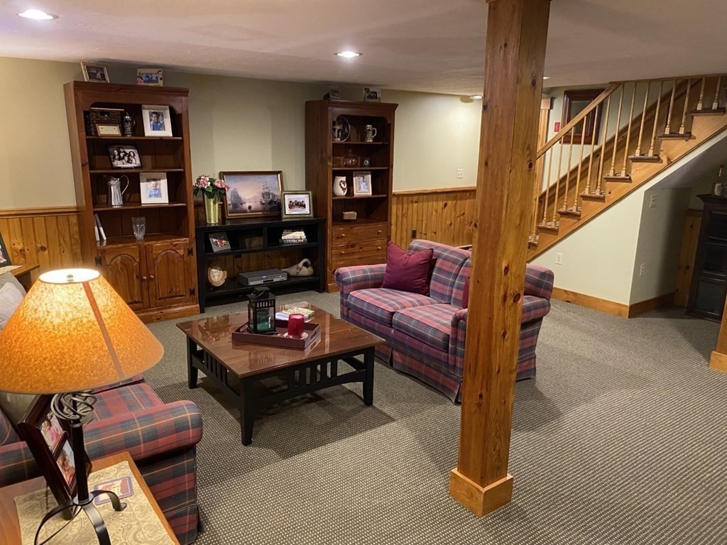 356 Pollard Road Northbridge, MA 01534 - Photo 25 of 32