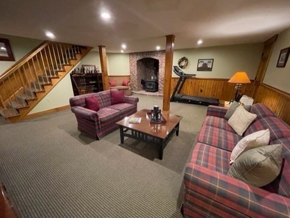 356 Pollard Road Northbridge, MA 01534 - Photo 27 of 32